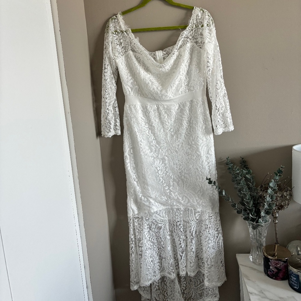 Off the Shoulder White Midi Dress